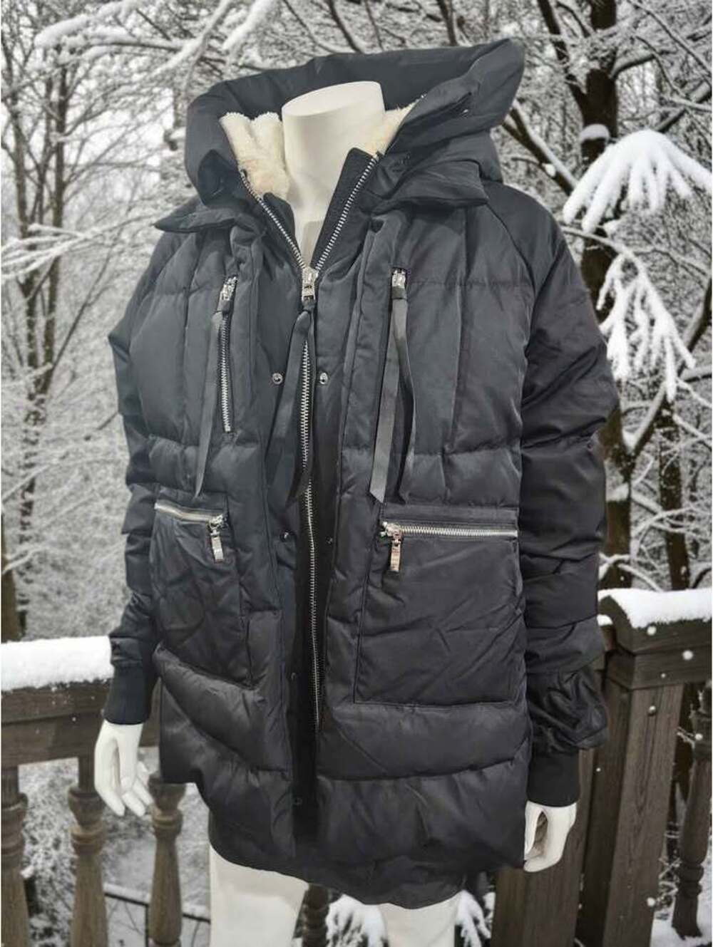 Orolay Black Hooded Puffer Jacket, Size Large